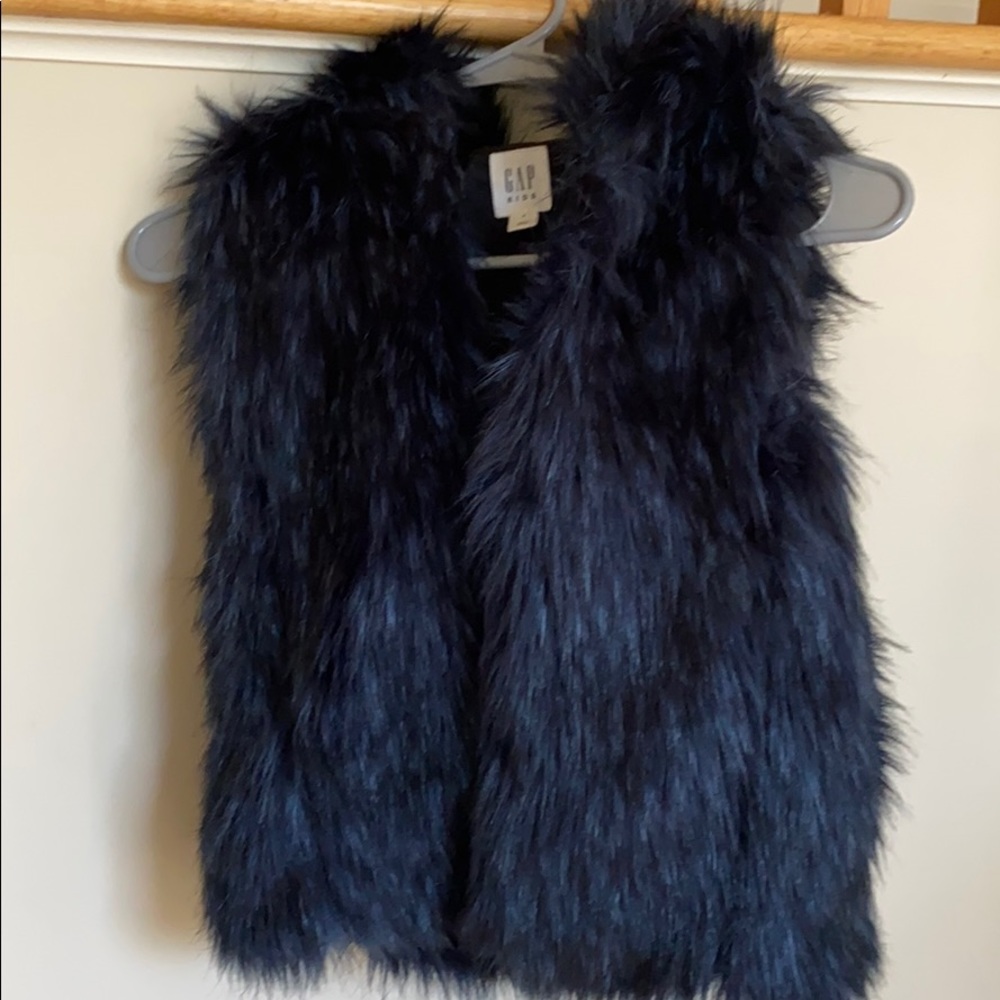 Gap kids, faux-fur hooded, dark blue vest